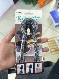 М Жаңак чаккыч 